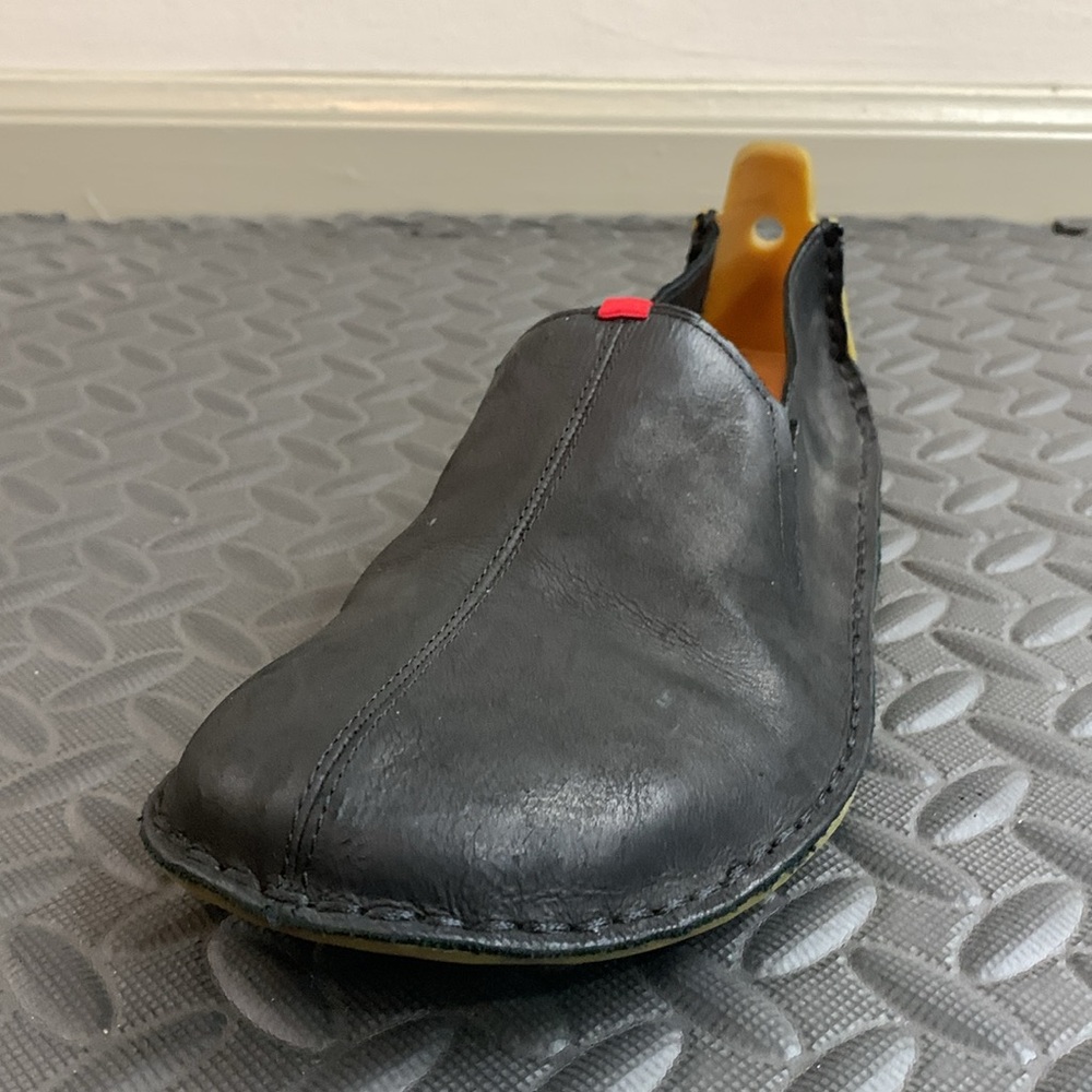 VivoBarefoot Mata Slip On Leather Shoes Womens Size EU 39 L US 8 color Black